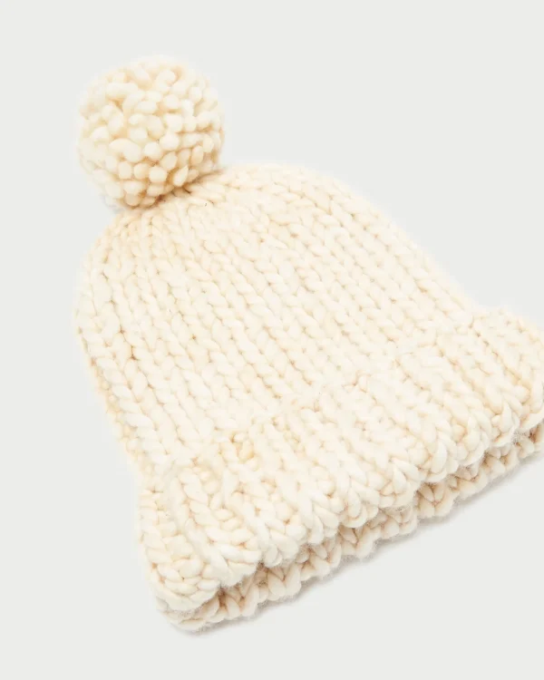 Hot Ava Knit Pompom Hat Accessories